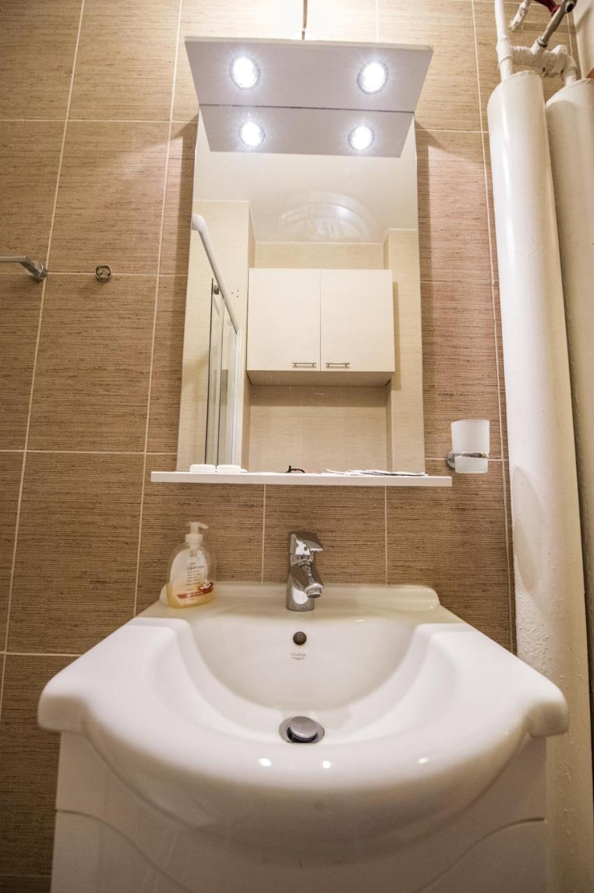Universitate 1 Apartment บูคาเรสต์ ภายนอก รูปภาพ