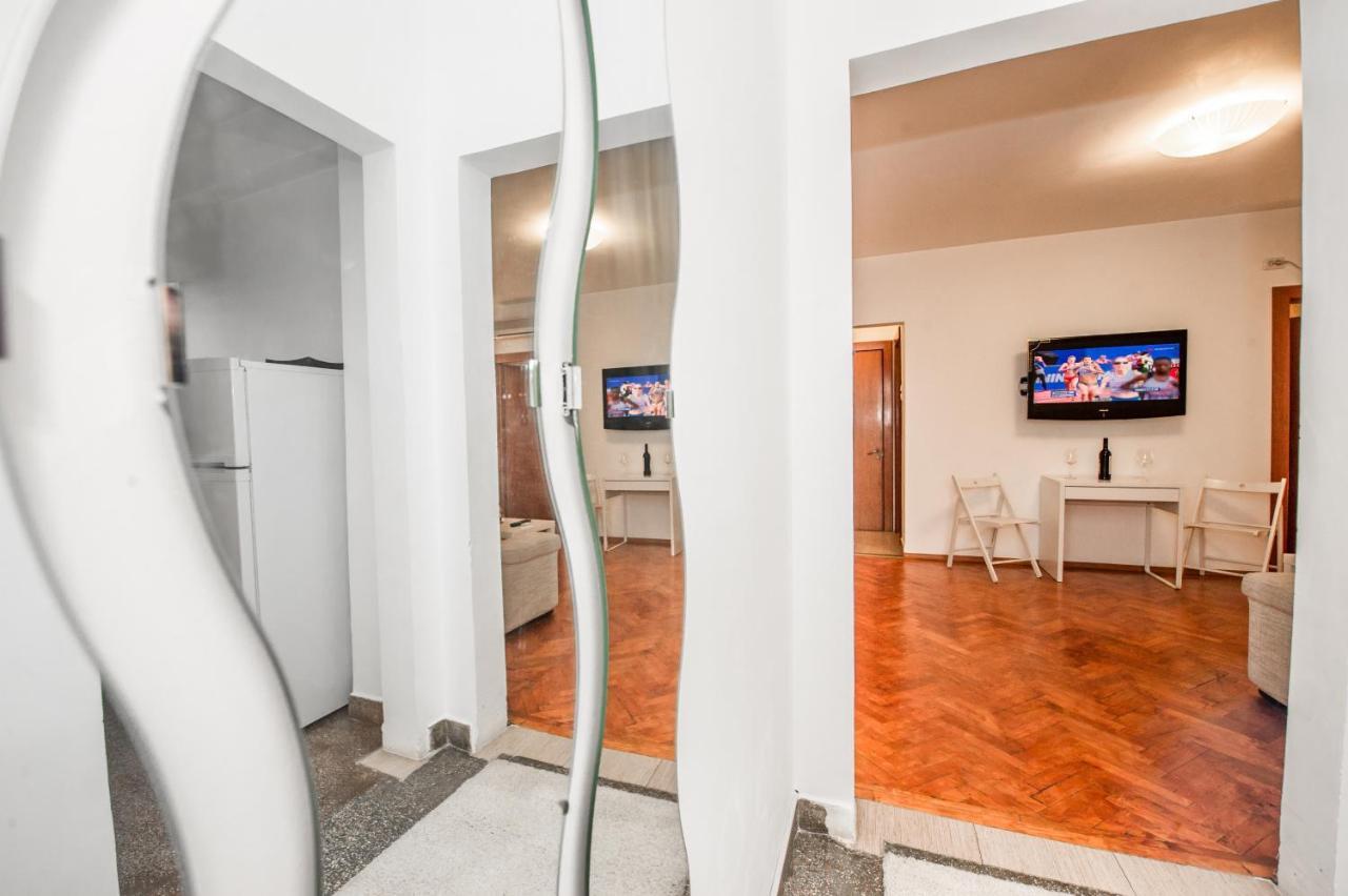Universitate 1 Apartment บูคาเรสต์ ภายนอก รูปภาพ