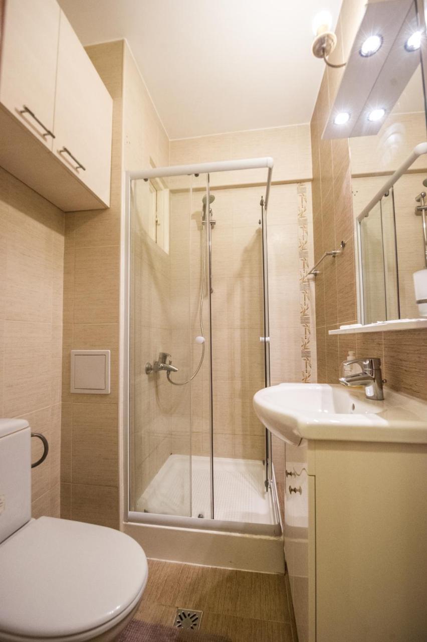 Universitate 1 Apartment บูคาเรสต์ ภายนอก รูปภาพ